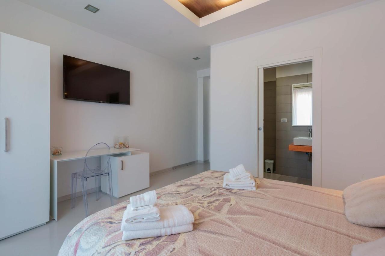 Petrarca Venti - Eja Sardinia 3*